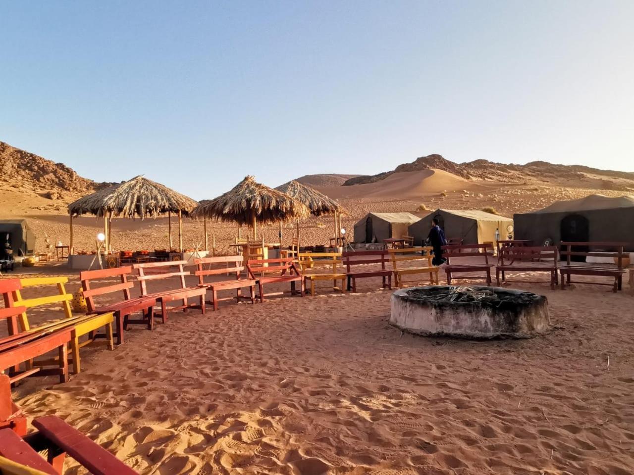 Desert Camp In - Camel Ride - Easy & Affordable Luxury tent *