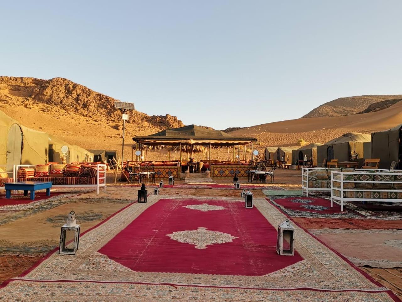 Desert Camp In - Camel Ride - Easy & Affordable * Zagora