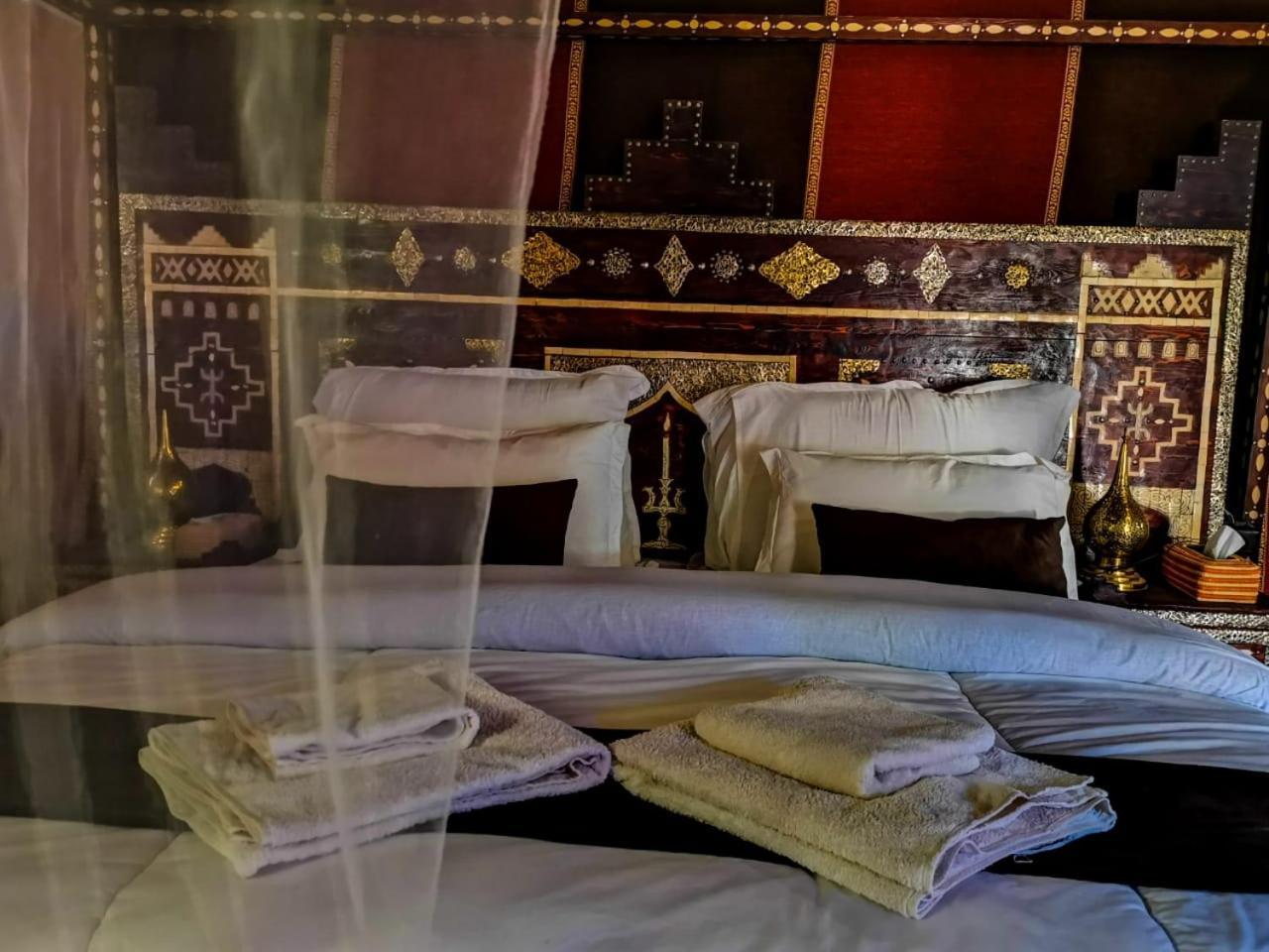 Desert Camp In - Camel Ride - Easy & Affordable Zagora