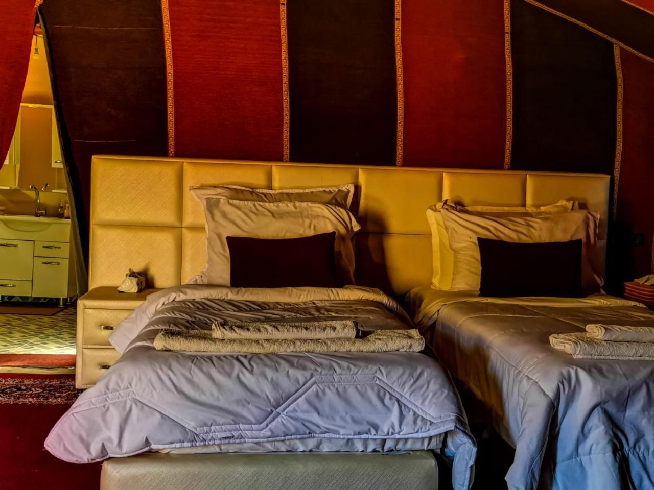 Luxury tent Desert Camp In - Camel Ride - Easy & Affordable