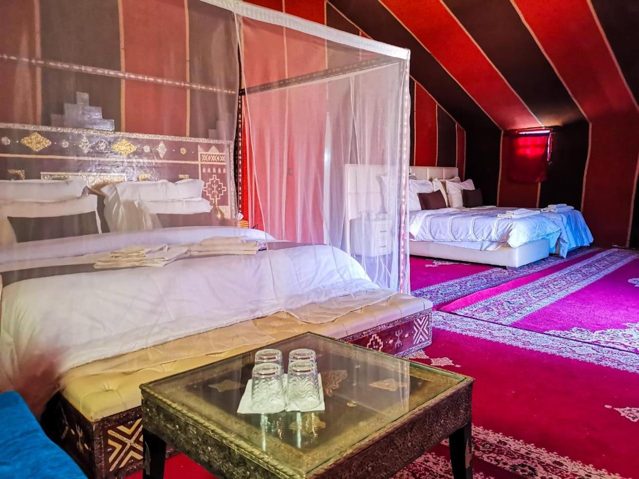 Luxury tent Desert Camp In - Camel Ride - Easy & Affordable *